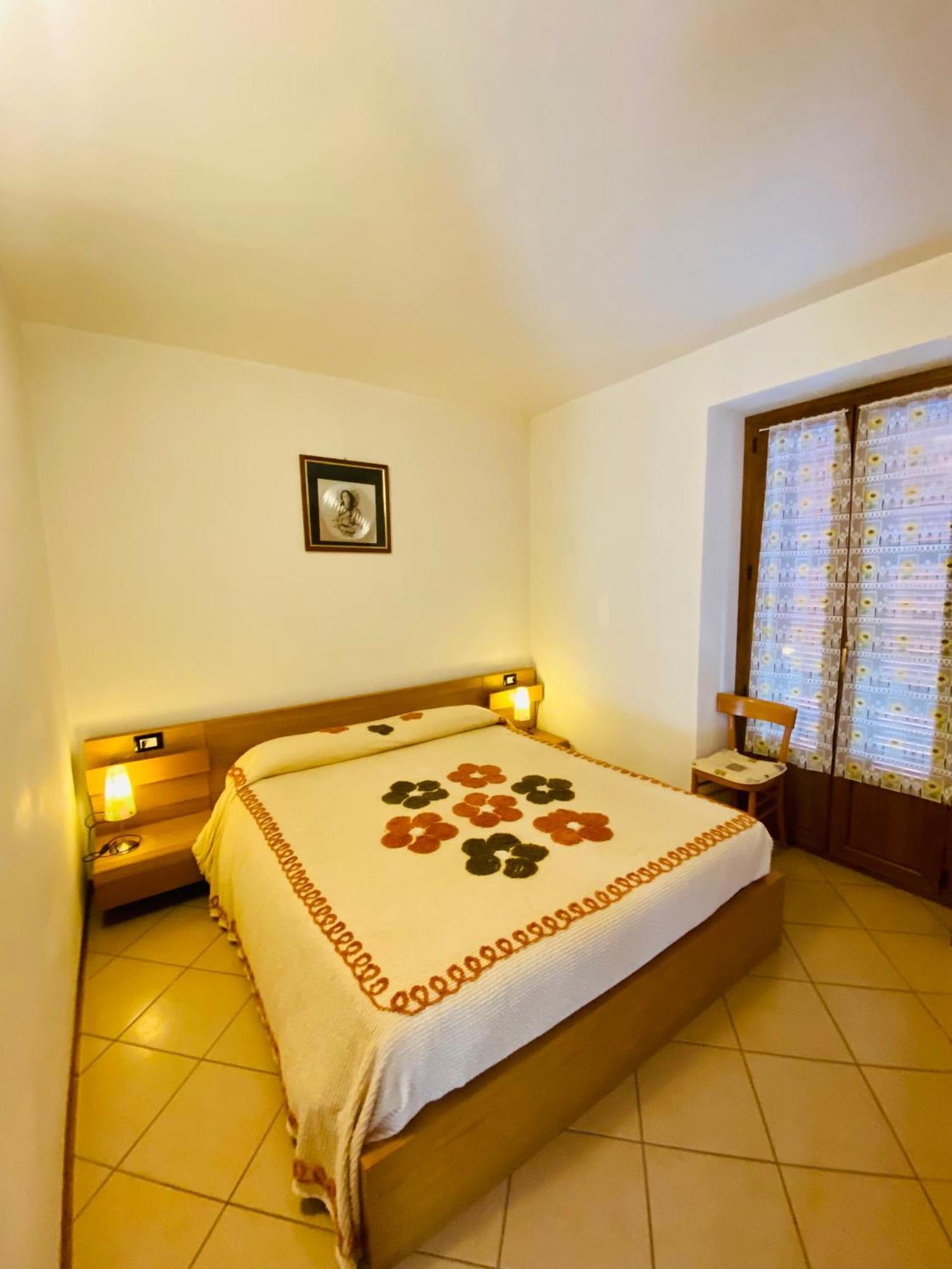 Casa Giuliana Apartment Teglio Ngoại thất bức ảnh